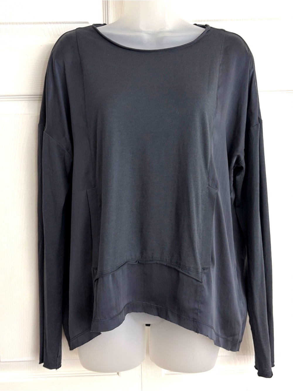 Go by Go Silk Top Pullover Pockets 100% Silk Shirt Blue Long Sleeve Medium - Picture 3 of 15